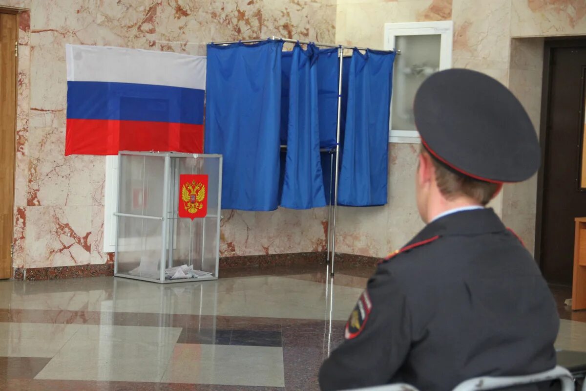 Наряд полиции. Охрана общественного порядка на выборах. Общественная безопасность. Охрана порядка. Общественная безопасность выборы.
