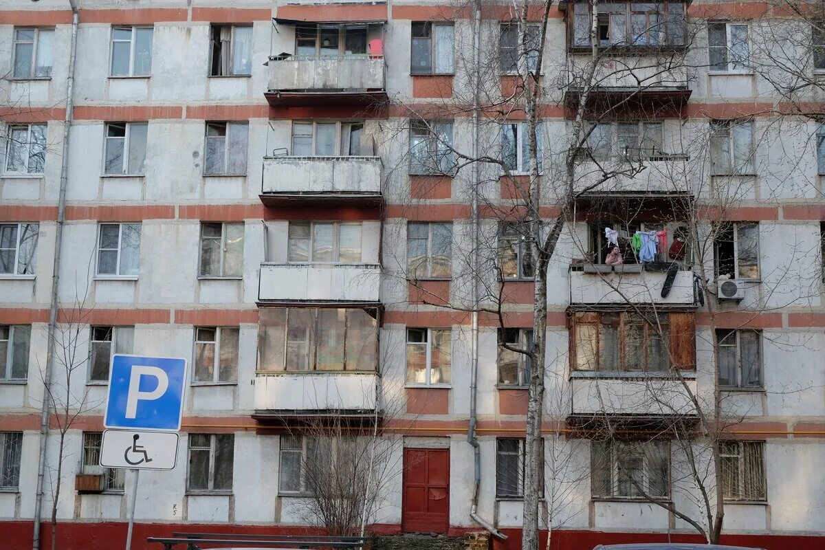 Включи дом сначала. Снос брежневки. 5 этажки в москве. реновация в москве. дом голосов.
