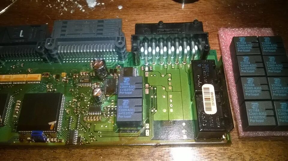 Lcm e39 mc68hc11k4. Saver ремонт блока. Бмв n20b20 эбу двс. Ремонт блоков бмв. Ремонт блока vecu.