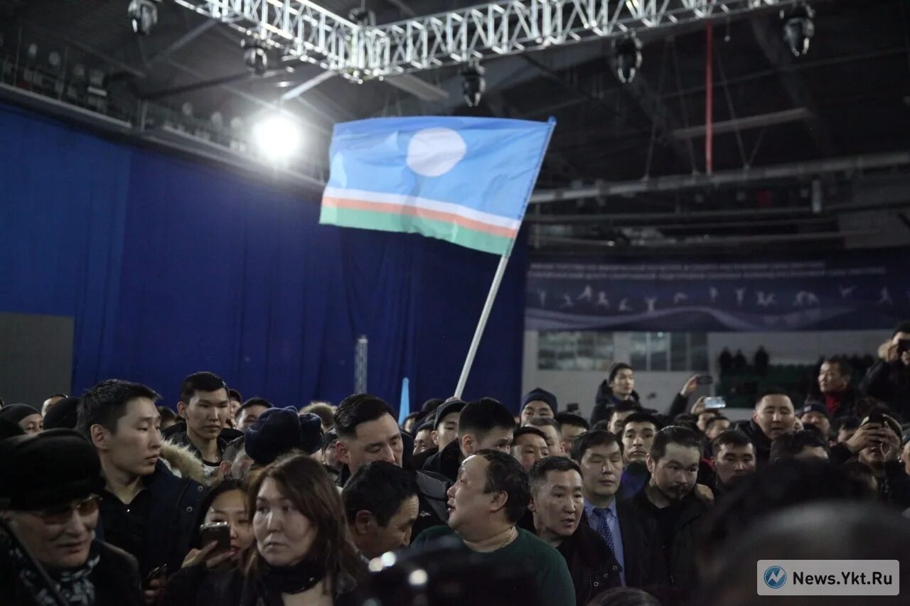 Якутск пикет. Якутск митинг навальный. Мигранты из киргизии. Стихийный митинг якутск. Протесты в якутии.