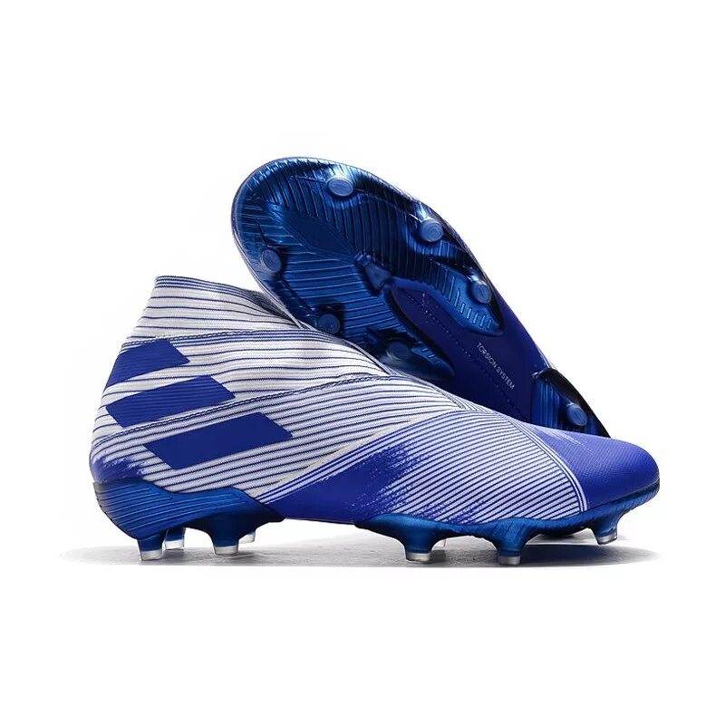 Бутс бело синий. 2 фиолетовые у футболиста. Adidas x speedflow 1 fg. Nike premier бутсы. Adidas x speedflow 2.