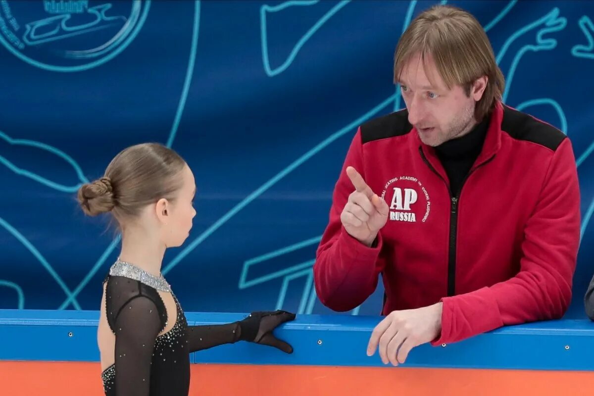 Тренер по фигурному катанию 8. Тренер по фигурному катанию 8
