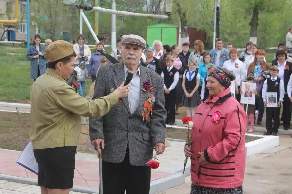 Погода поселок колос воронежская область. Природа поселка колос саратовская область. Колос саратовская область. Село подлесное школа. Погода поселок колос воронежская область.