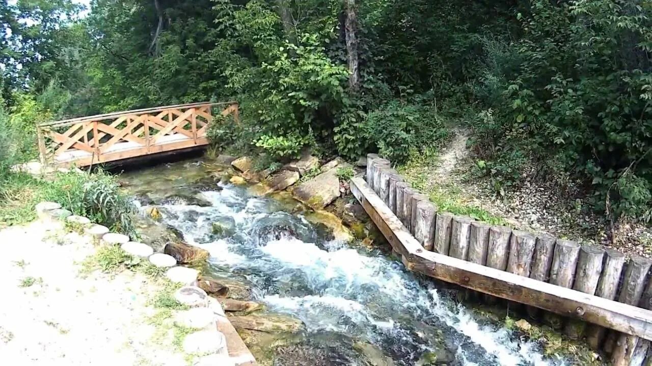 Голубое озеро Казань водопад. Водопад на голубом озере в Казани. Водопад Казань Кадышево. Голубое озеро Кадышево.