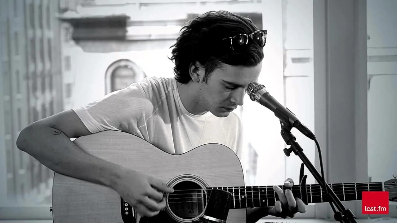 American mp3. Matty Healy. Matt Healy Guitar. Overland-Post fm sessions 2002 фото.