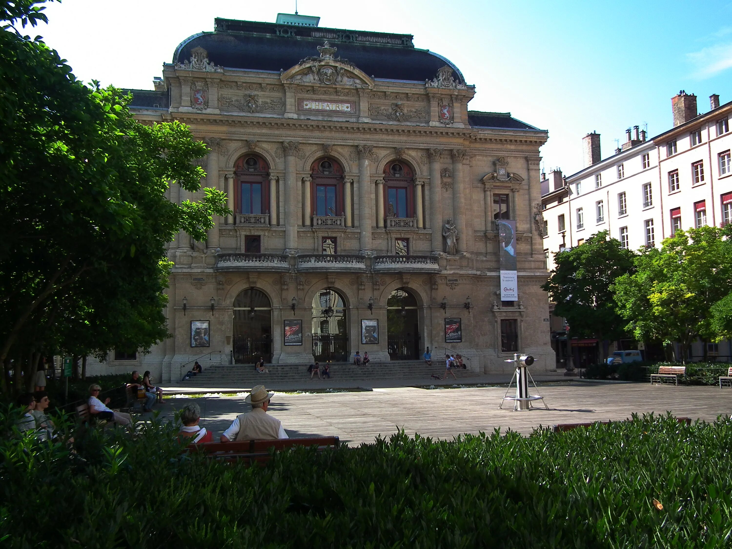 Le theatre. Театр les Celestins во Франции. Les Celestins | Лион (Франция). Оперный театр в Лионе (Франция). Театр Лион.