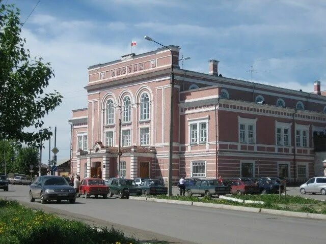 Ирбит одноклассники. Пассаж ирбит. ирбит пассаж фото. г.ирбит магазин пассаж. ирбит архитектура.