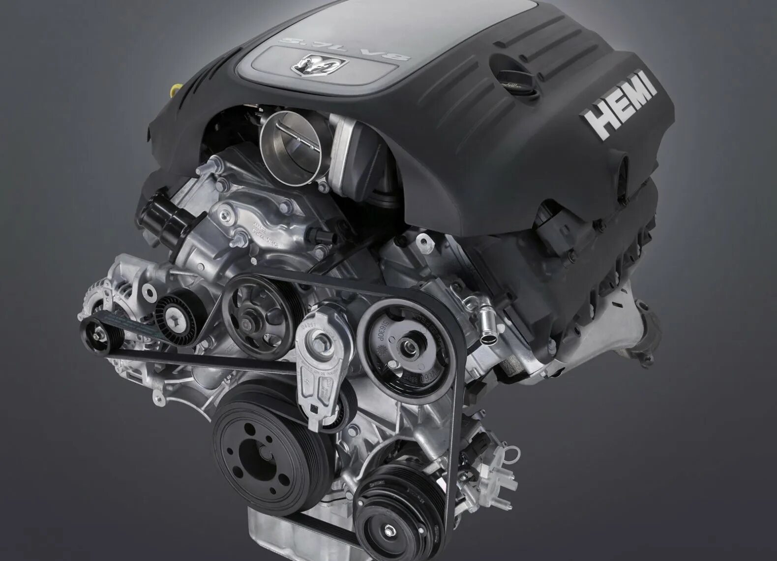 05 007. Мотор Hemi 5.7. Мотор Hemi v8. Двигатель dodge Ram 5.7. Мотор Hemi 5.7 dodge Ram.