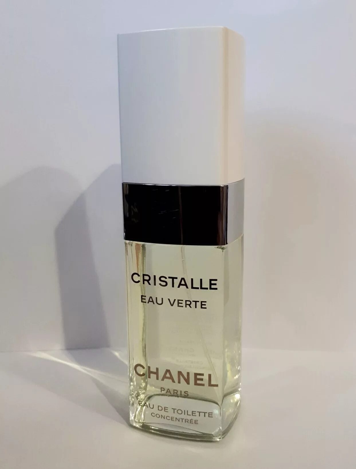 Духи шанель кристалл. Chanel Cristalle verte. Cristalle Eau verte by Chanel (100ml). Шанель Кристалл туалетная. Шанель Кристалл духи женские.