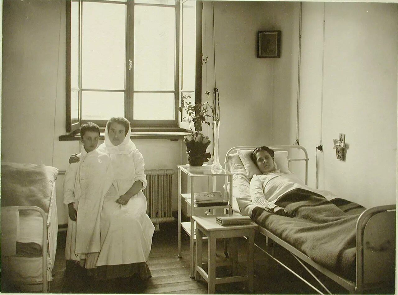 роддом 1 коллектив. родильный дом блокада ленинграда. первые родильные дома. первые родильные дома.