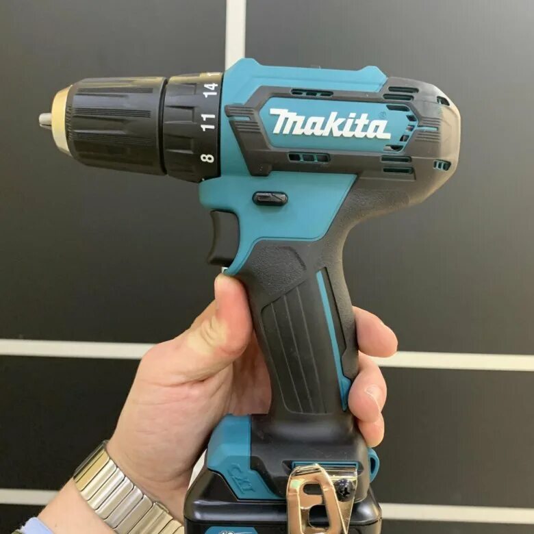 Шуруповерт Makita df333d. Шуруповëрт Макита df333d. Makita df001dw. Кейс для шуруповерт Макита df333d. Makita df333