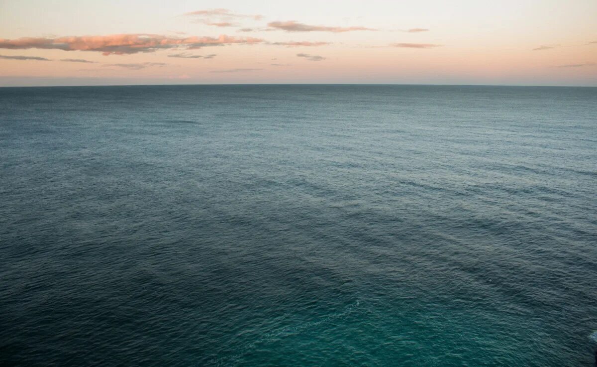 Море горизонт. Бирюзовая вода. Фон море. Океан. Море фото.