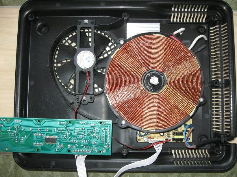 индуктор для плиты. замена индукционной плиты. стекло для индукционной варочной поверхности bosch. некачественное стекло на индукционных плит. вентилятор с индукционной панели.