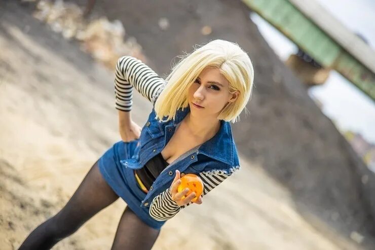 Lana rain cosplaying. Косплей 18.