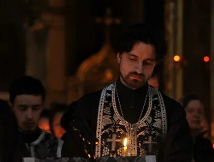 Король богач священник