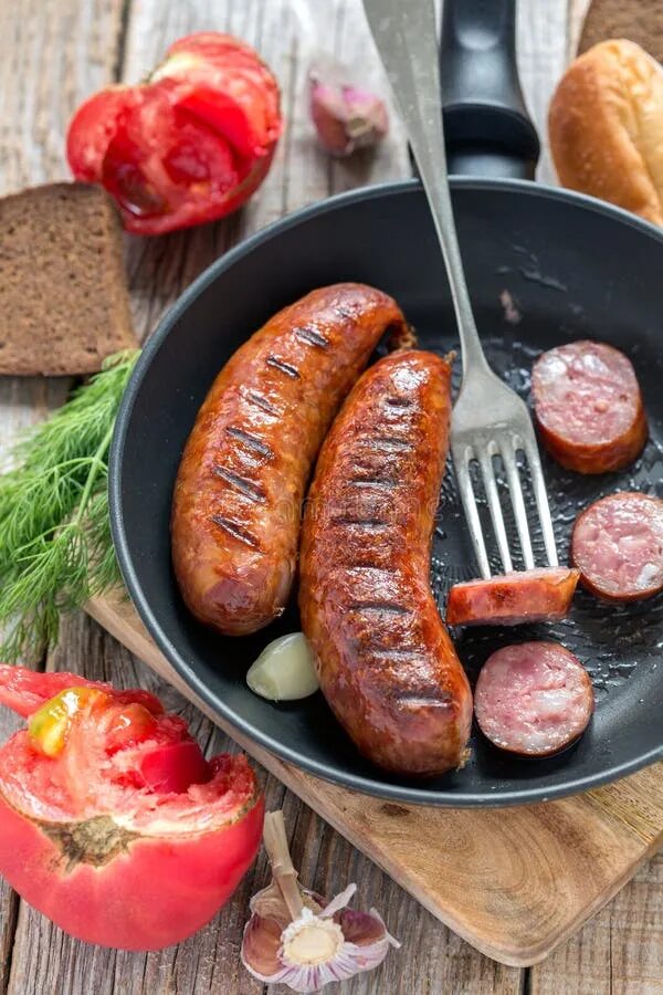 Самый простой способ поЖарить сосиски Fried Bavarian sausages - YouTube
