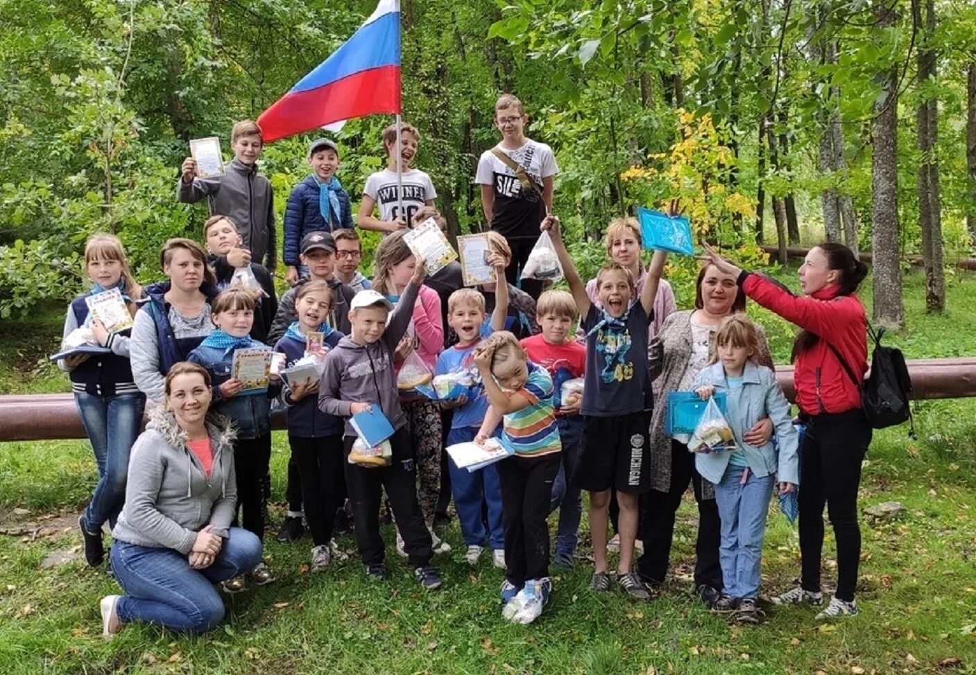 Тихменево рыбинский. Тихменево Рыбинский район. Лагери в Рыбинский район. Тихменево Рыбинский район колледж. Лагерь Шахтер Красноярский край Рыбинский район.