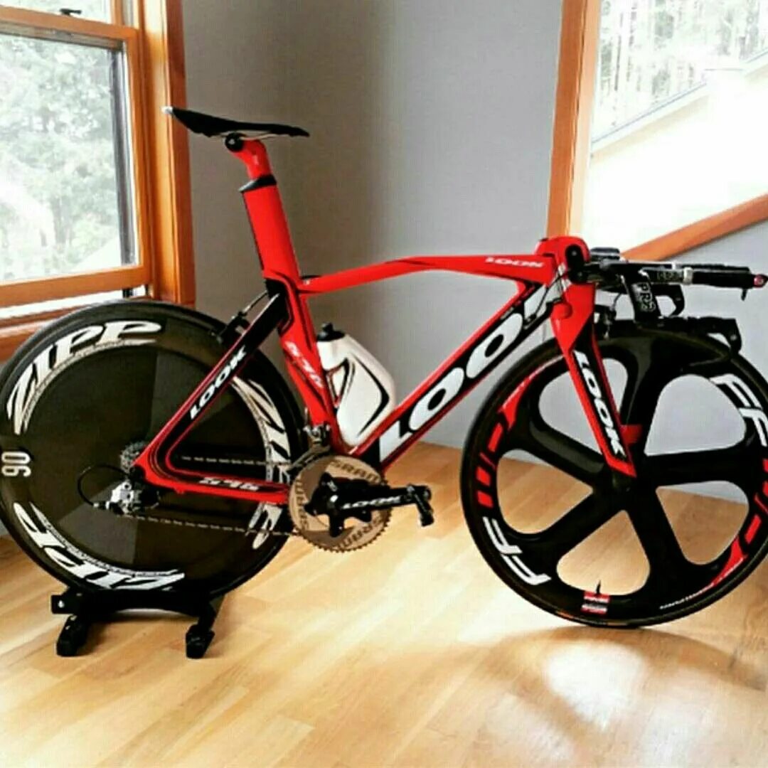 Look bikes. Трековый велосипед. трековый велосипед look. трековый велосипед лук. look велосипед трековый велосипед.
