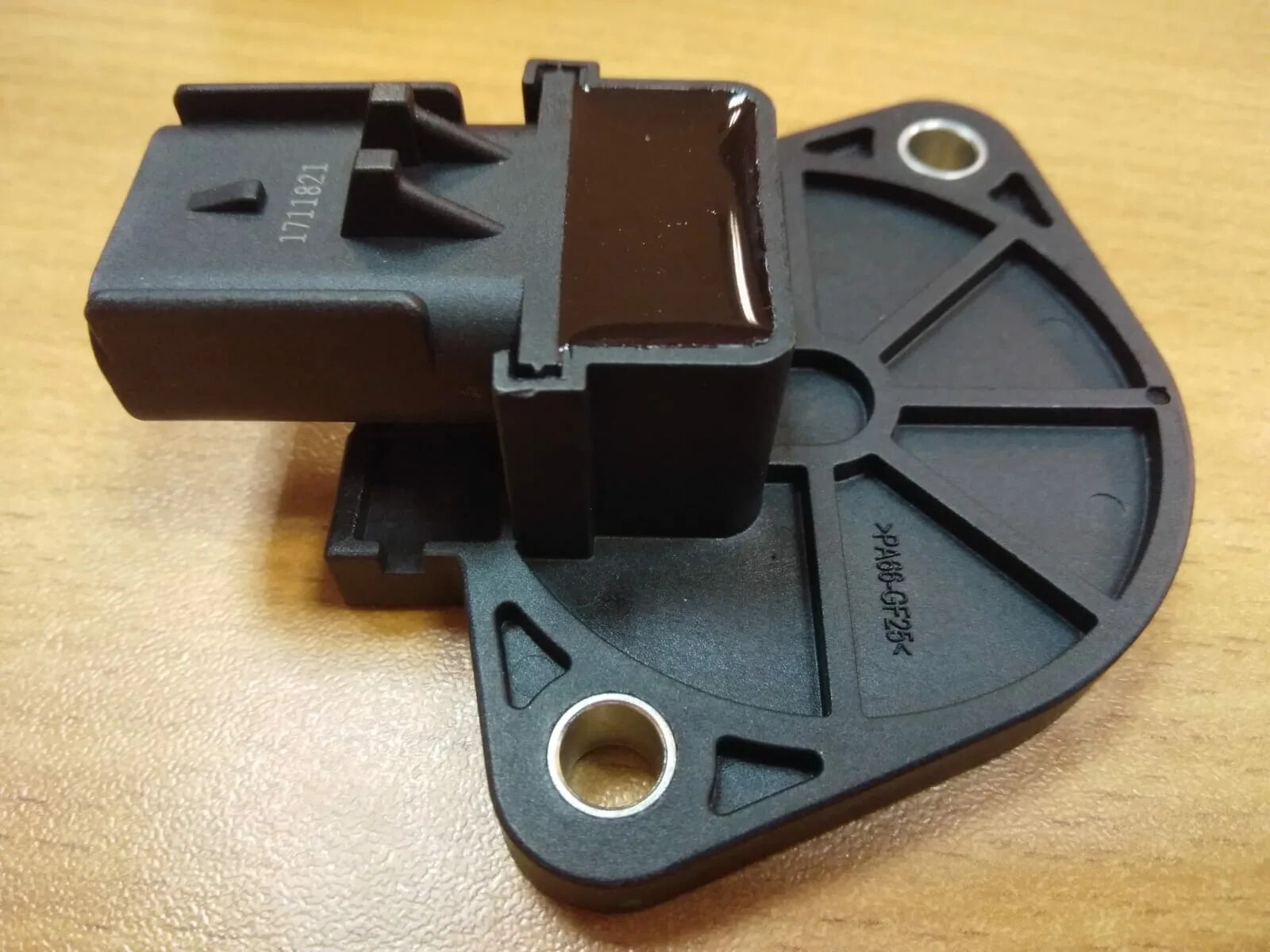 4 артикул. Датчики волга крайслер. Датчик коленвала крайслер 2. Датчик распредвала волга крайслер 2. Датчик коленвала волга 31105 крайслер.