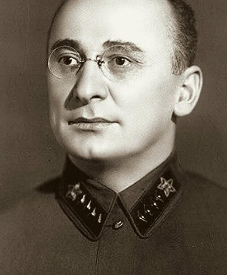 Помощник сталина. Сталина величко. Сталина величко фото. Помощник сталина. Помощник сталина.