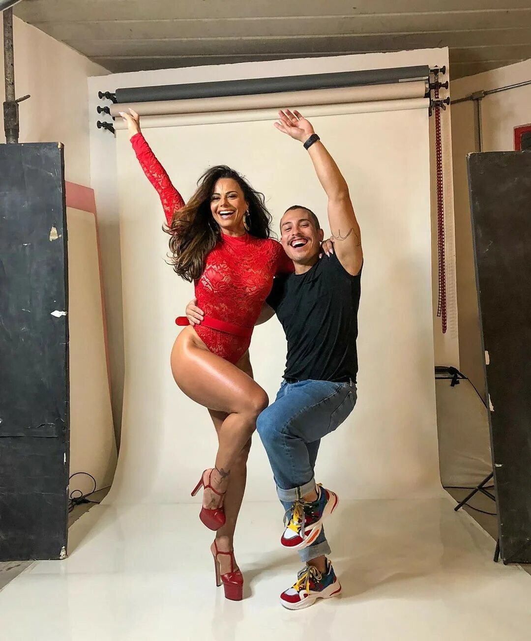 Vivianne desilva and alexa payne
