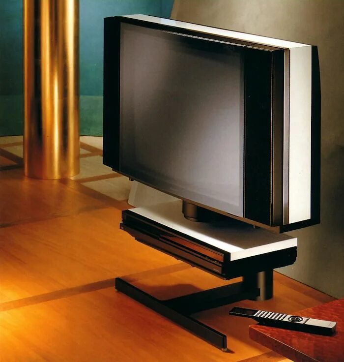 Телевизор bang. BEOVISION LX 6000. Телевизор Bang Olufsen BEOVISION. Bang Olufsen BEOVISION 9000. Телевизор Bang Olufsen 1996г.