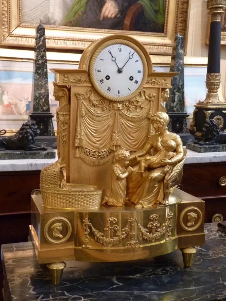 Версаль часы. Часы Версаль. Бронзовый Лев часы Версаль. Bordeaux часы настольные. Versailles Clock.