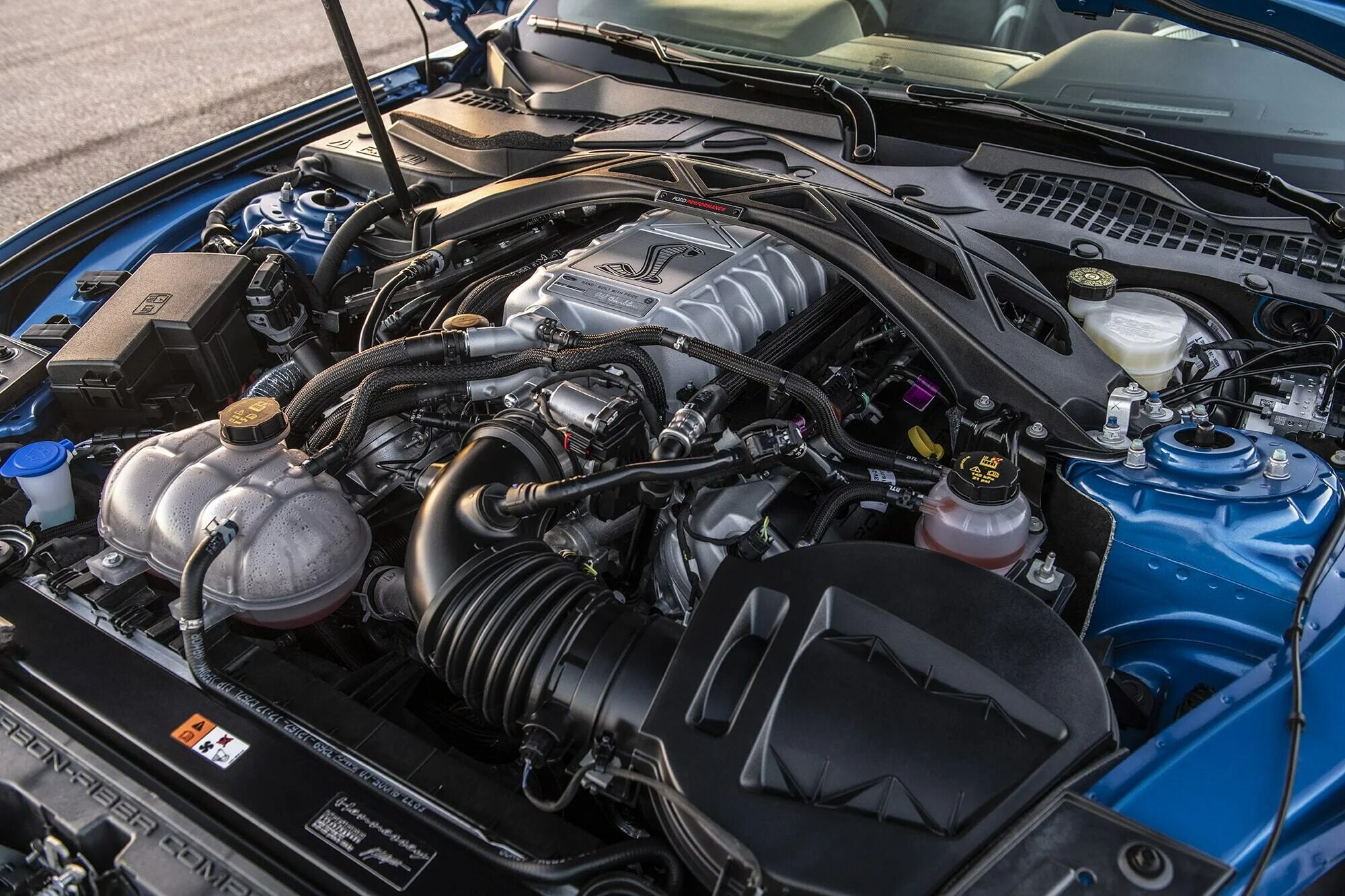 V8 сколько лошадей