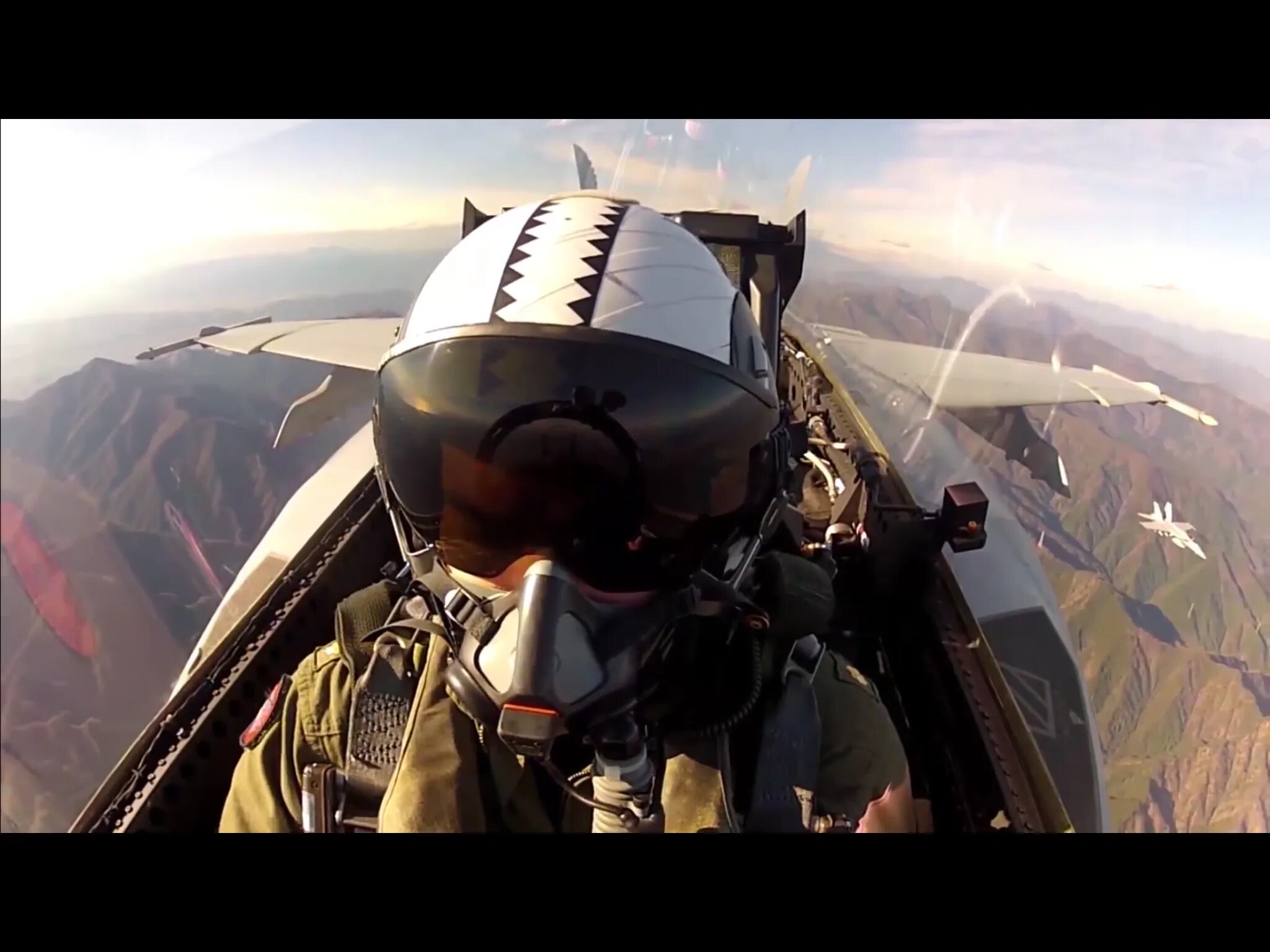 Aerostar jet. Ютубе. Lucky jet aviator. Джет видео ютуб. Джет видео ютуб.