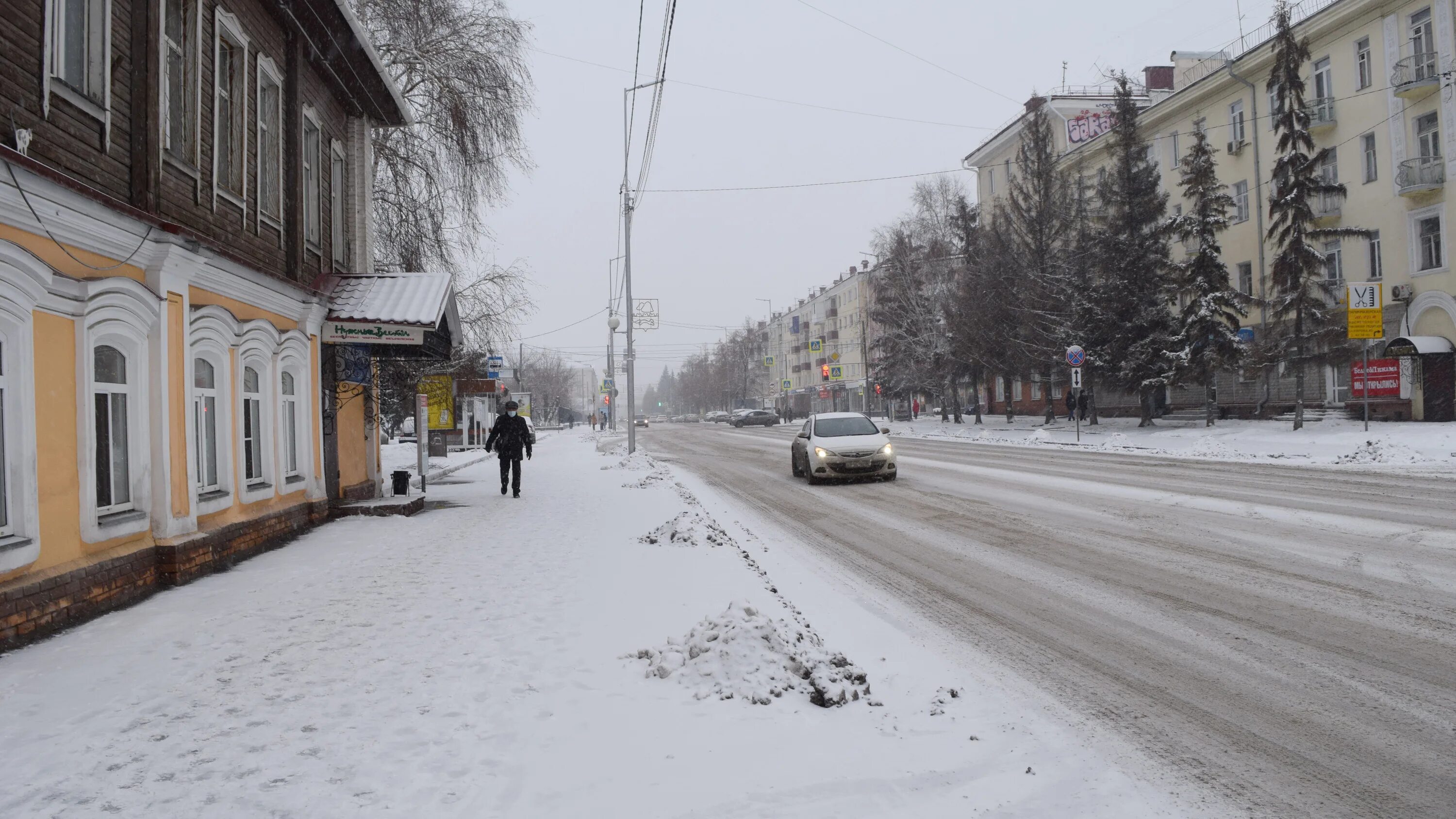 Какие люди живут в кургане. Петрята курган братья фото. Зауралье город курган. Какие люди живут в кургане. Площадь драмтеатр г курган.