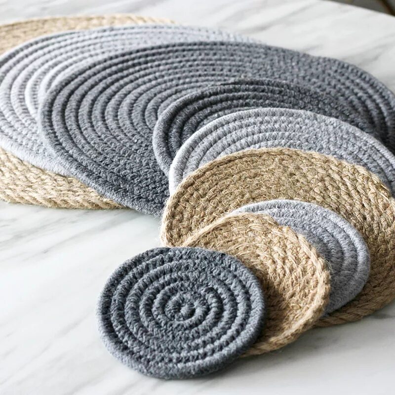 Коврик из вязаных шнуров. Циновка сизаль ikea. коврик из шнура. плетеные ковры из шнура. вязаные коврики.