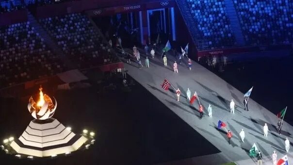 Олимпийские столицы японии. Рио де жанейрская конференция. Церемония закрытия олимпийских игр 2024. Церемония закрытия летних олимпийских игр токио. Закрытие олимпийских игр в токио.