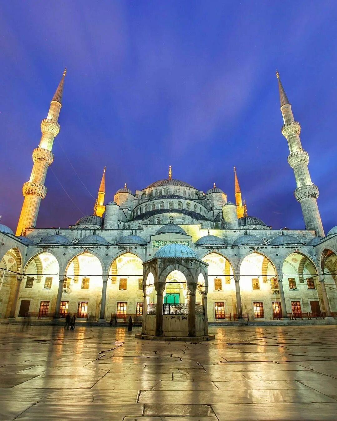 Стамбул мечеть сулеймани. Sultanahmet мечеть стамбул. Стамбул султанахмет мечеть изнутри. Работа мечетей в стамбуле. Стамбул султанахмет мечеть изнутри.