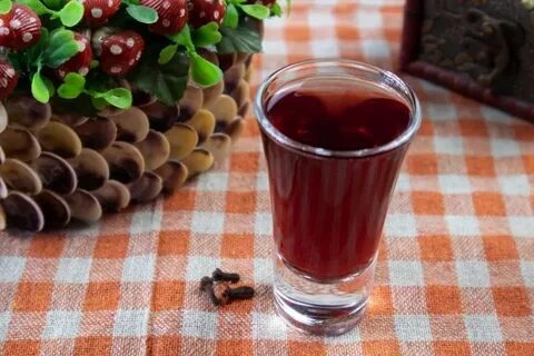 Самогон на черноплодке настоять