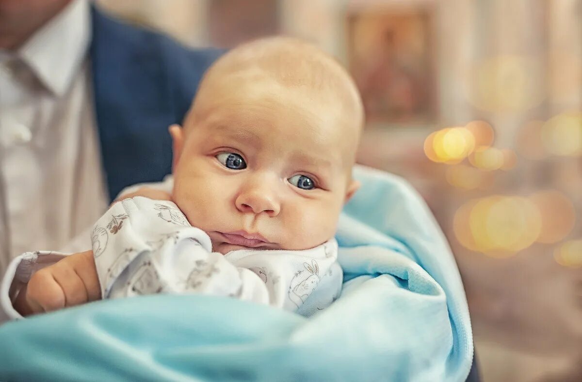 Дети молятся богу. Эмоциональный ребенок. Надеюсь малыш. Дети радость. Надеюсь малыш.