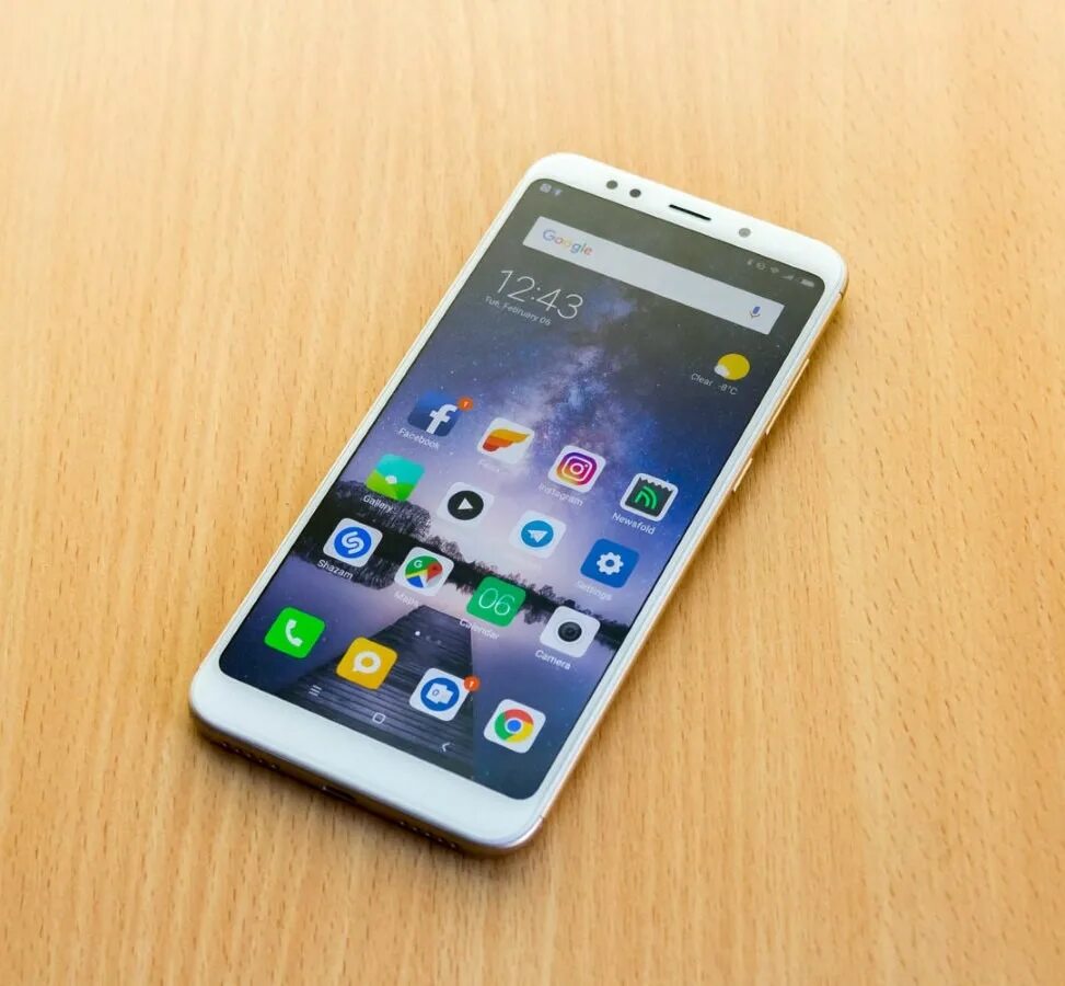 Авито телефон сяоми. Самый дешевый redmi. Xiaomi redmi 4x 32gb. Xiaomi mi5 черный. Смартфон xiaomi redmi 4 pro.