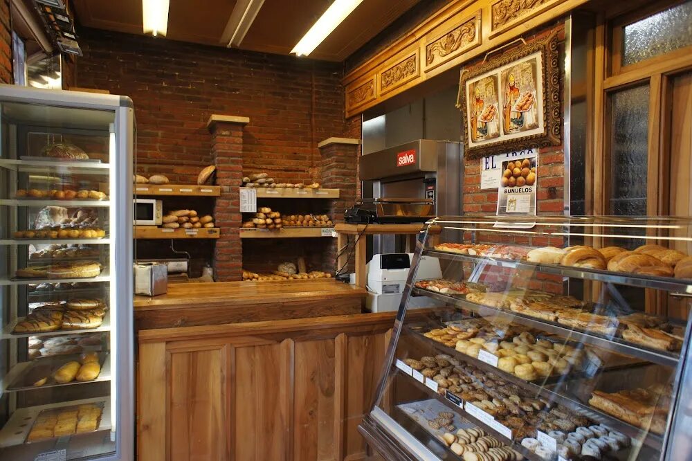 Пекарня багет таганрог. Хлеб насущный рождественка 6/9/20. Кафе пекарня. Бульвар франко 30а симферополь. Пекарня.