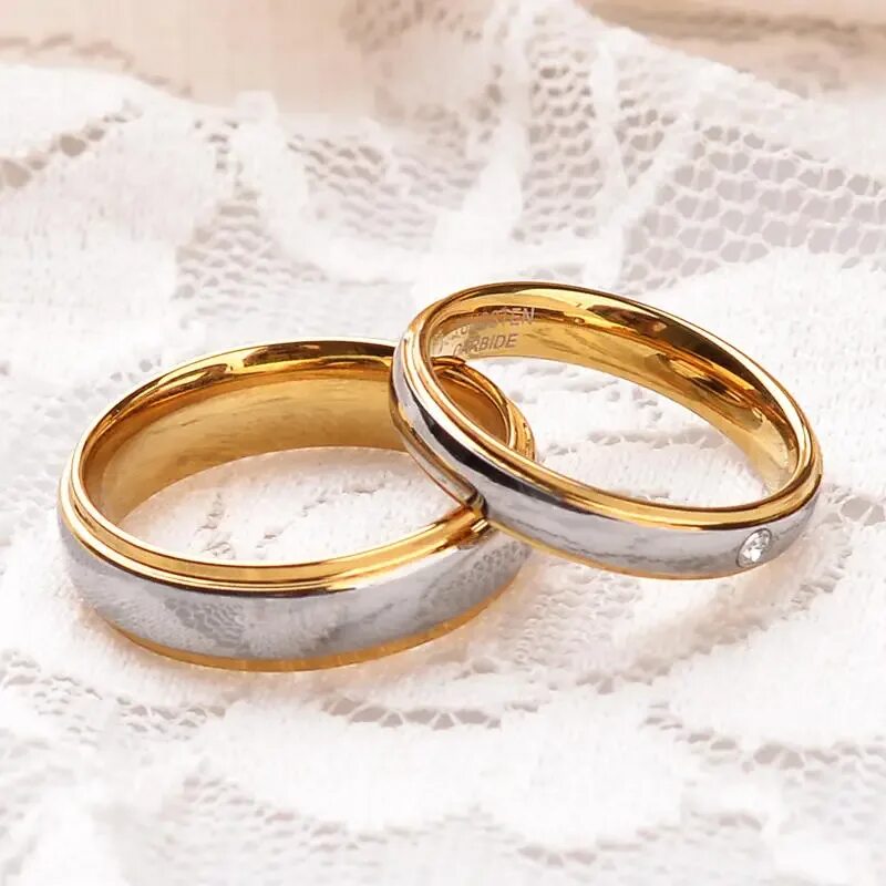 Пара обручальных колец фото MANGOSKY 4mm 6mm Gold Stainless Steel Couple Ring For Man and Women AliExpress