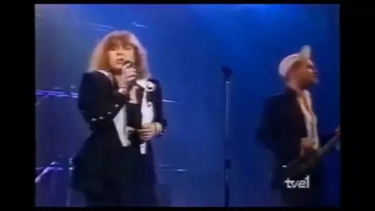 Oldfield mike reilly. Oldfield maggie reilly. mike oldfield blue night. maggie reilly в молодости. мэгги рейли в молодости.