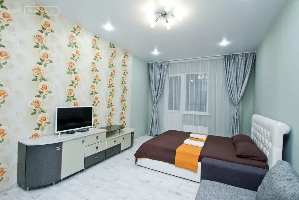 Квартиры в сургуте. Съемная квартира в сургуте. Сургут однокомнатная. Суточные однокомнатные квартиры в г учалы. Квартиры сургут дорогие.