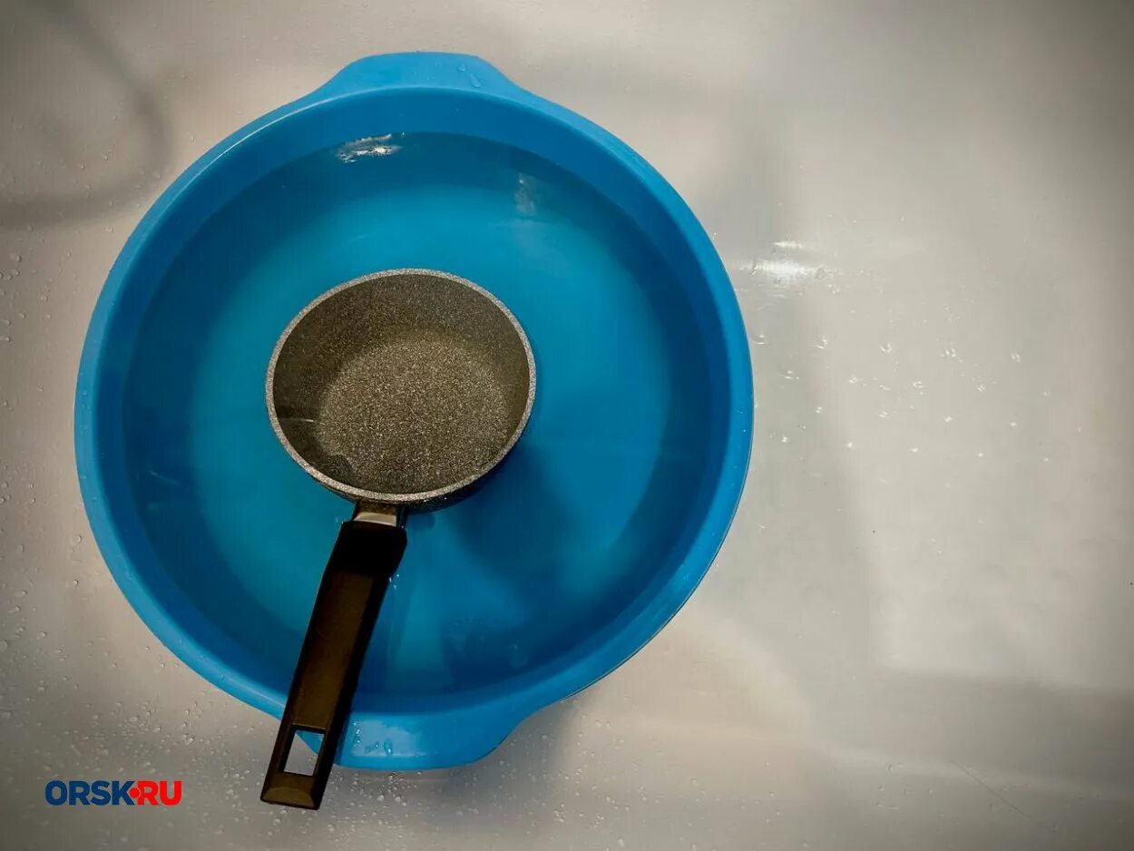 Отключили воду орск. Воду в 240 квартал. Отключили воду орск. Отключили воду орск. Отключили воду орск.