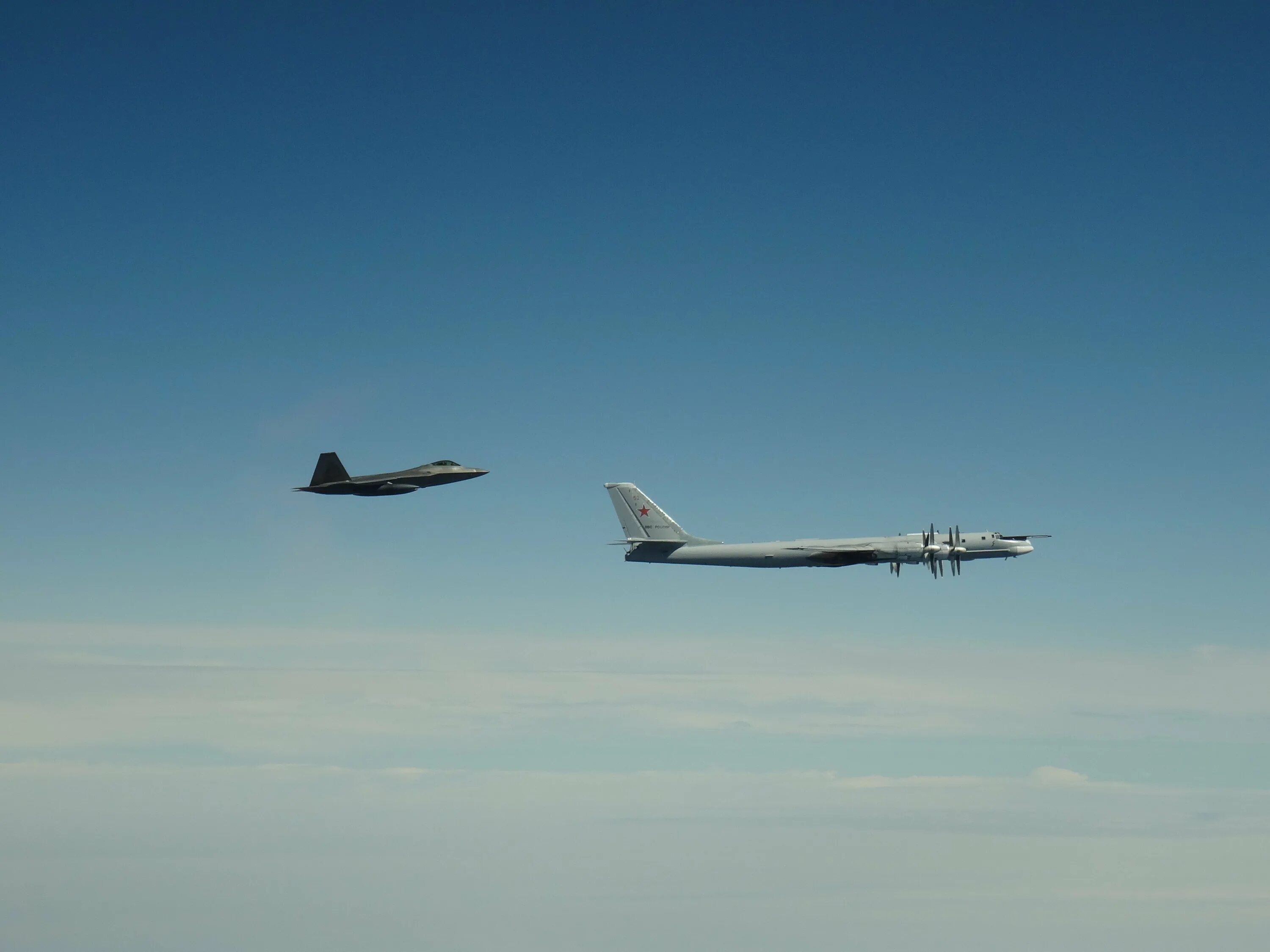 Самолеты сша видео. Ту-95мс. бомбардировщик ту-95мс. ту95 ввс сша. бомбардировщик россии ту 95.