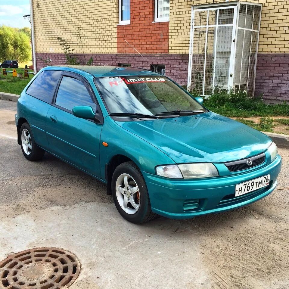 Мазда 323 б. Mazda 323f. Mazda 323 v. Мазда 323f. Мазда 323 c ba 1994.