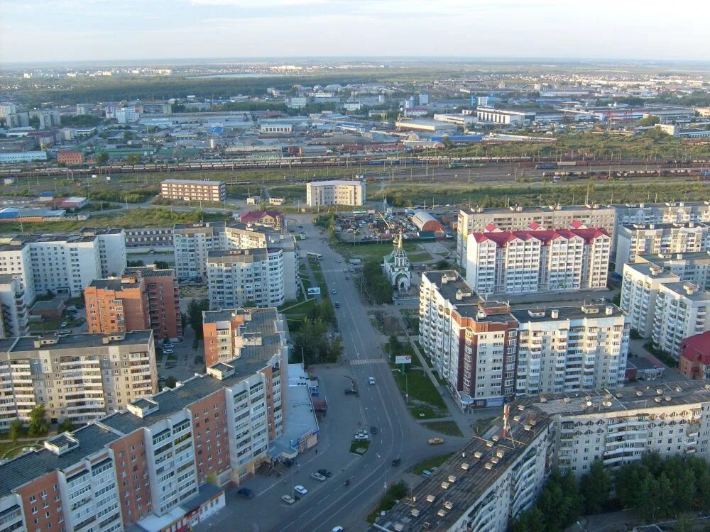 Кому тюмень. Современная Тюмень. Тюмень центр города. Зарека Тюмень. Обычный город.