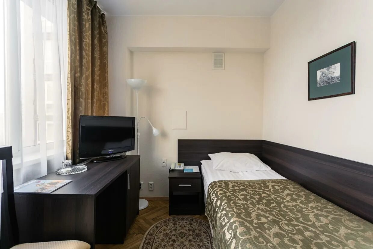 Гостиница университетская мичуринский проспект. Гостиница университетская в москве номера. Гостиница университетская в москве мичуринский проспект. Университетская гостиница номер. Гостиничный номер двухкомнатный.