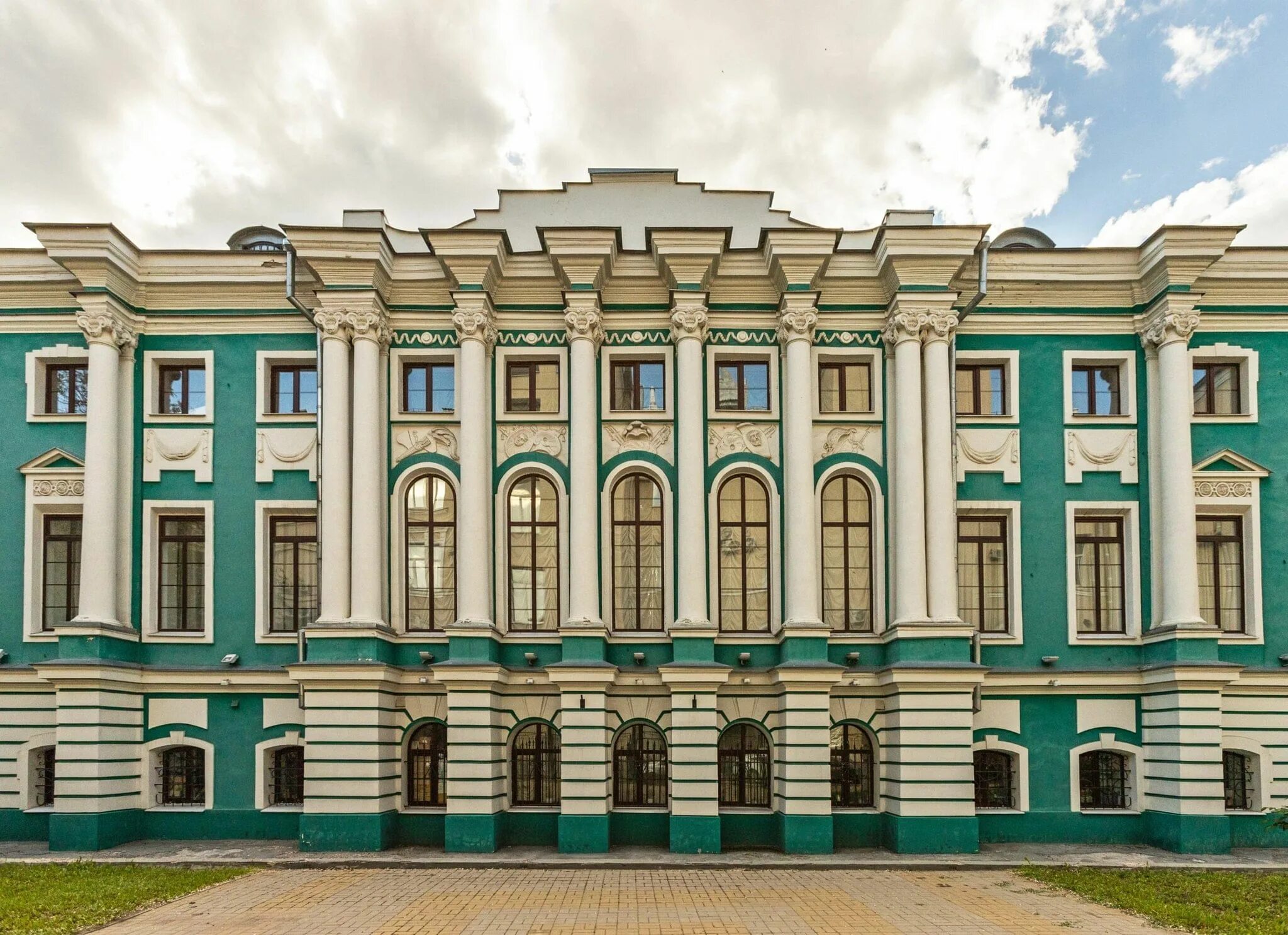 Музей крамского воронеж сайт. Музей им Крамского Воронеж. Воронежский художественный музей Крамского. Художественный музей Воронеж. Музей Крамского Острогожск.