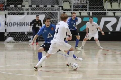 Футбол кузбасс кемерово