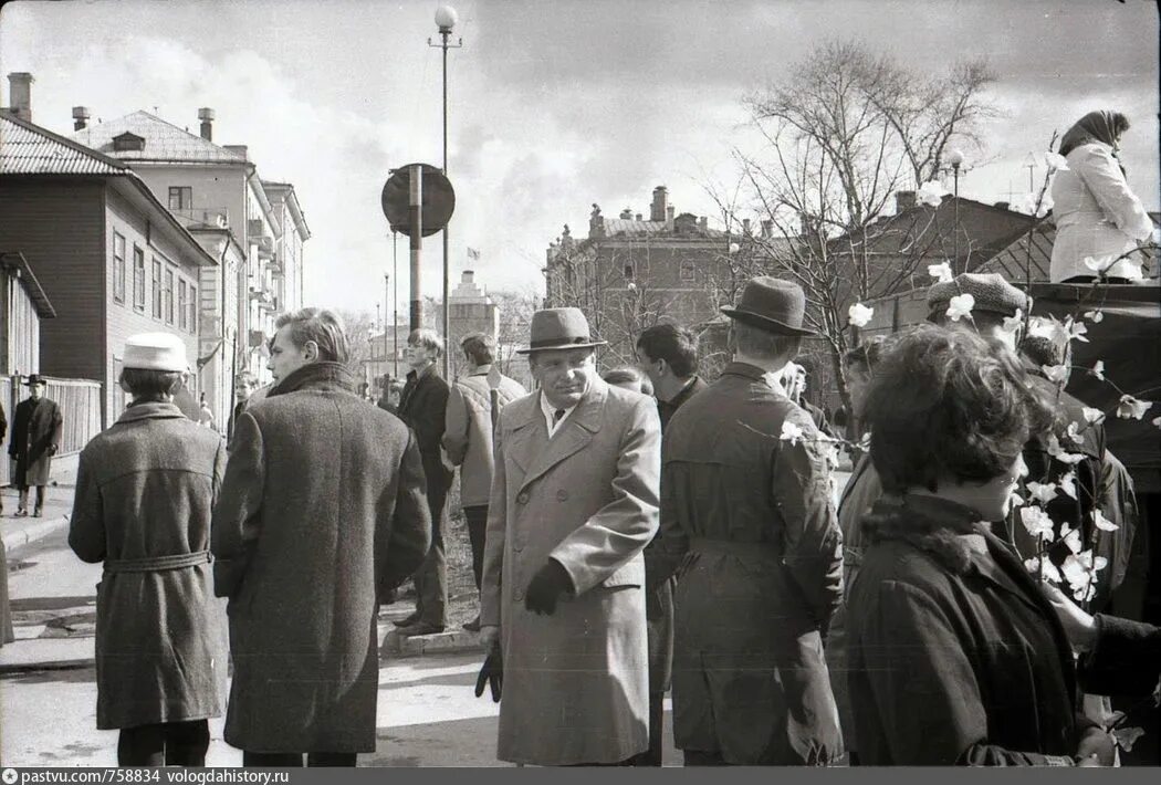 Вологда кинотеатр Ленинского Комсомола. Ленком Вологда. Архивные фотографии Ленкома. Кинотеатр Ленком старое фото. Ленком сайт вологда