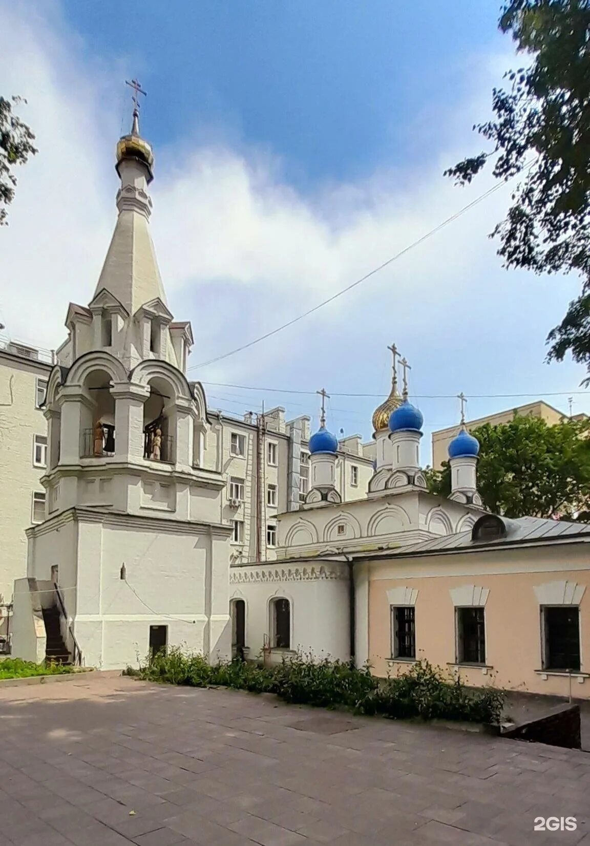 Феодор студит храм. Храм федора студита у никитских ворот москва. храм феодора студита. большая никитская 29 храм. церковь феодора студита у никитских.