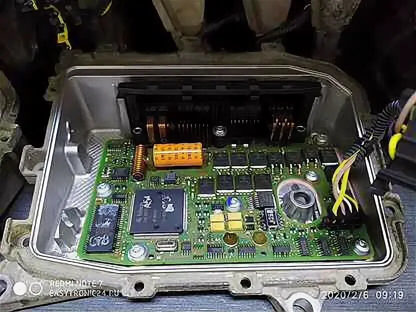 Подключение блока изитроника на столе Эбу коробки робот Opel easytronic на все модели купить в Москве Авито